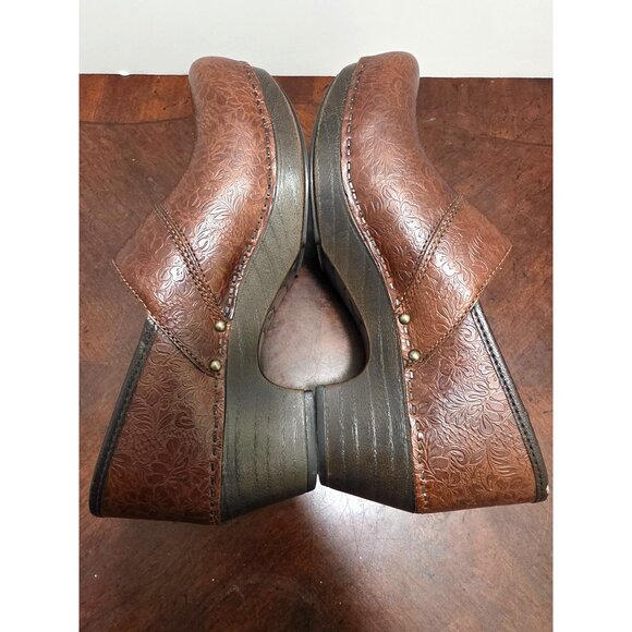 Dansko Women's Embossed Brown Leather Clogs Mom Core Size 39 - Picture 7 of 13